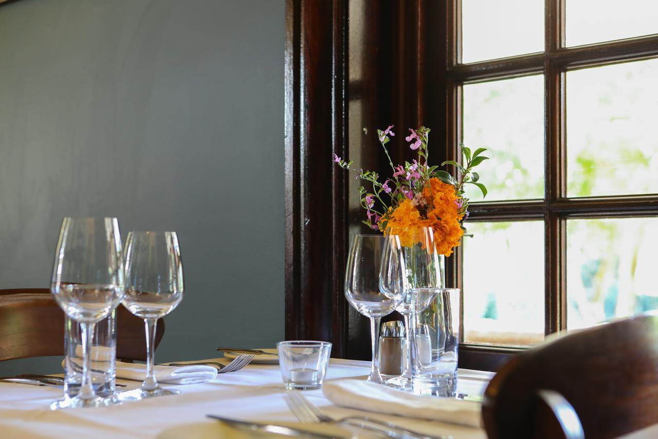 Petersons Armidale Winery And Guesthouse Exterior foto